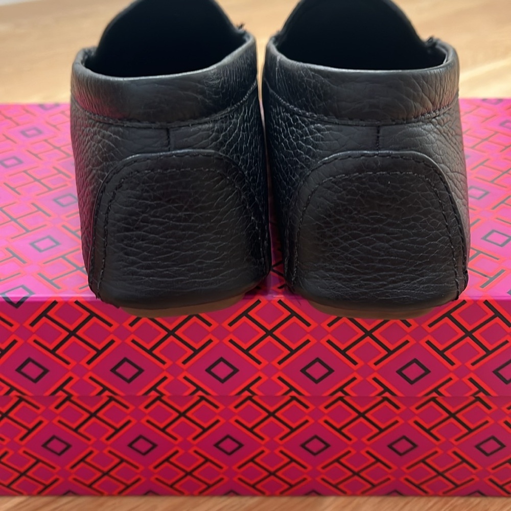 Tory Burch Everly Driver Black Leather Flats - Size 5.5 - Picture 5 of 8
